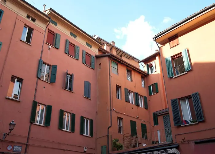 Ur-nest Corte Galluzzi *