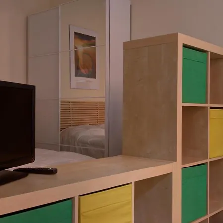 Ur-nest Corte Galluzzi شقة *